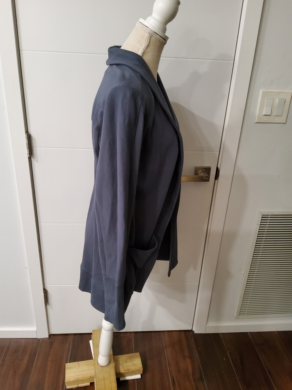 PACT Organic Airplane Wrap Cardigan Size M - Picture 7 of 15